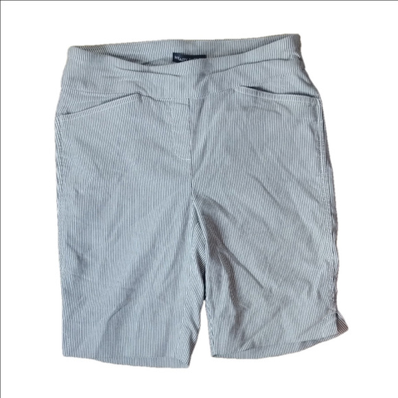 Hilary Radley Gray Bermuda Shorts Classic Style - Picture 1 of 3